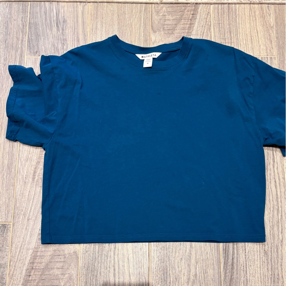 Athleta Blue Crop Top